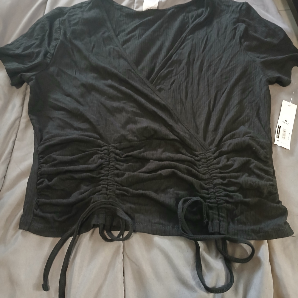 No Boundaries Black Short Sleeve Ruched Top XL(15-17)